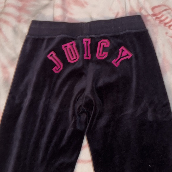 Juicy Couture Pants - - “Vintage” y2k Juicy Couture tracksuit pants